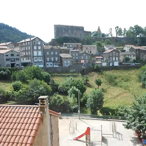 La Vieille 2* Saint-Privat-dʼAllier